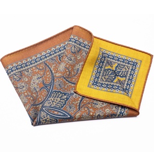 Jacinth Jaune Double Face Imprimé Hanky 100% Laine Mouchoirs de Poche Hommes Mouchoir pour Vente en Gros - Product Image 4