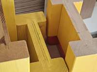 Poutre de coffrage en bois haute résistance au design contemporain H20, facilement assemblable, pour la construction en béton