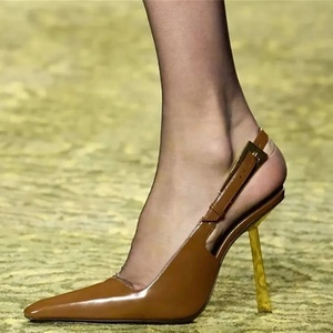 Escarpins solides pour femmes à bout pointu avec boucles, talons aiguilles fins en métal, sandales sexy à découpe latérale et bride arrière - Product Image 1