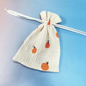 Sacs cadeaux en coton avec cordon de serrage, recyclables, réutilisables, logo personnalisé, couleur personnalisée, impression par transfert thermique pour la protection contre la poussière - Product Image 2