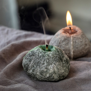 แม่พิมพ์ซิลิโคนรูปมือพับสำหรับเทียนหอม รุ่น B-1071 แม่พิมพ์ปูนปลาสเตอร์รูปฝ่ามือ แม่พิมพ์เทียนรูปมือสวดมนต์ - Product Image 6