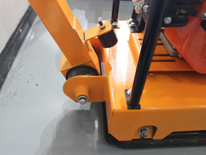 เครื่องบดอัดดินแบบสั่นสะเทือนสีขาว ใช้มอเตอร์ สำหรับงานก่อสร้าง - Product Image 2