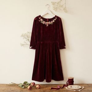 Elegante Vestido de Terciopelo Borgoña para Niñas con Cuello Bordado a Mano con Flores, Vestido de Fiesta de Manga Larga, Cómodo - Product Image 6