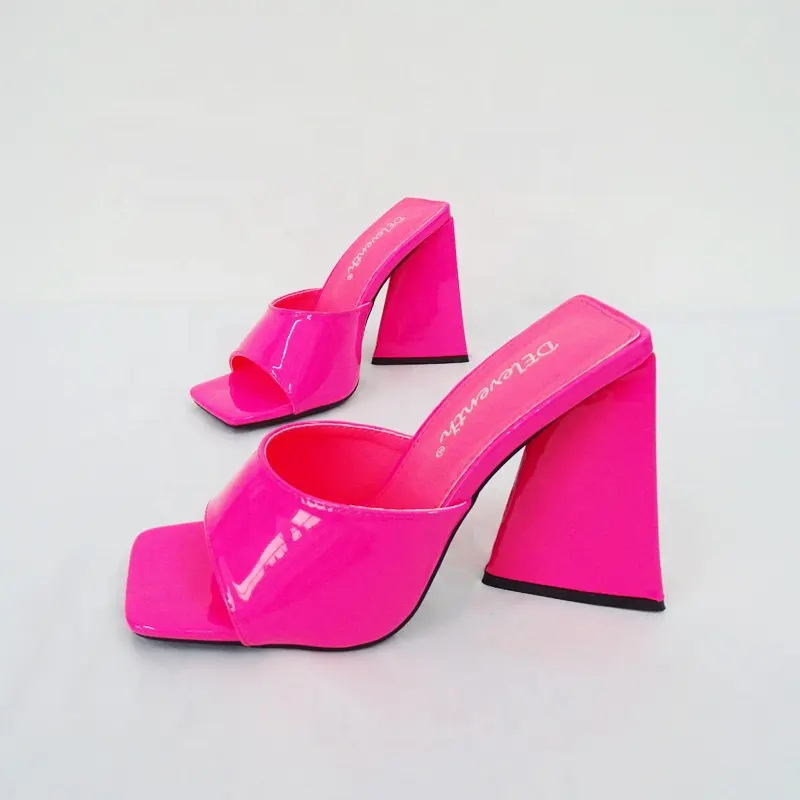 919-1 Популярные треугольной формы на высоком каблуке; Дизайнерские женские модные тапочки; Женские Летние Босоножки с открытым носком; Женские туфли на высоком каблуке