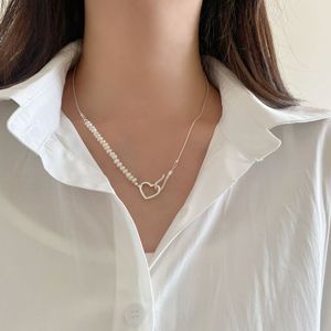 Collar de Clavícula de Plata de Ley S925 con Cadena de Espina de Serpiente y Perla en Forma de Corazón para Mujer, Uso Diario - Product Image 1