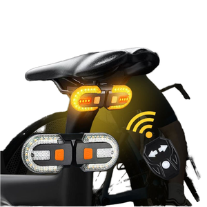 Feu arrière de vélo avec clignotants, étanche IP65, 5 modes, télécommande sans fil, équipement d'avertissement LED, vélo de route, vélo de montagne - Product Image 1
