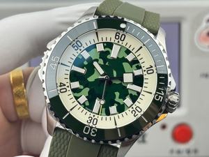 Nouvelles montres sport mécaniques unisexes de haute qualité, tendance et à la mode, en acier inoxydable et cuir PU, avec aiguilles vertes. - Product Image 5