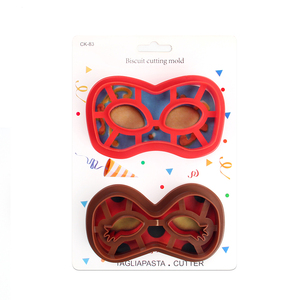 Moldes para hornear galletas Máscara de baile de plástico Patrón Pastel Fondant Moldes Galleta Prensado Cortadores Sellos Herramientas para galletas - Product Image 6