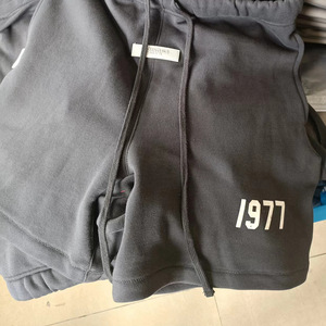 Pantaloncini Sportivi Casual Estivi da Uomo FOG Fear of God 1977, Marchio <span class=keywords><strong>di</strong></span> Moda Americano, in Tela Lavorata a Maglia a Doppia Linea con Coulisse Digitale - Product Image 3