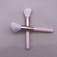 Kuas Rias Pemula Serat Buatan Rambut Lembut Pegangan Plastik Kuas Concealer Blush Kontur Alat Kecantikan Pelajar