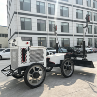 Machine à laser multi-usages avec système de couplage rapide pour le nivellement des sols de construction à usage mixte