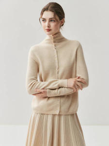 Vente chaude Cardigan en laine de cachemire coréenne moelleuse en forme de nuages, à simple boutonnage, décontracté, deux pièces, <span class=keywords><strong>col</strong></span> roulé pour femmes, automne-hiver - Product Image 4