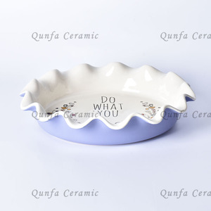 Wholesale Factory Price Eco-Friendly <strong>Ceramic</strong> <strong>Pie</strong> Baking <strong>Dish</strong> with Custom Design Round Flower Rim Oven Safe Low MOQ - Product Image 2