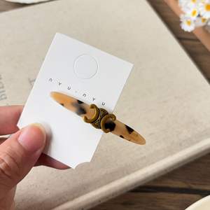 กิ๊บติดผมรูปใบหลิวอะซิเตท ดีไซน์หรูหรา สไตล์กิ๊บติดผมแบบ Bobby Pin สำหรับผมหน้าม้าอเนกประสงค์ - Product Image 6