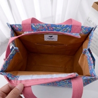 Sac fourre-tout imperméable en tissu à carreaux floraux, capacité moyenne, doublure TC, taille personnalisée pour les trajets quotidiens, sac à lunch, usage quotidien