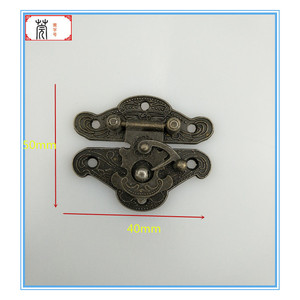 Cierre de cuerno floral pequeño Guan Yan Wujin de 50x40mm estilo antiguo para cajas de joyería y cajas de embalaje - Product Image 2