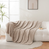 Nouvelle couverture de lit en tricot super douce et élégante, style moderne, 100% polyester, légère, en polaire, écologique, pour lit Queen Size européen