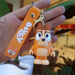 Llavero abridor de botellas de la familia <span class=keywords><strong>Bluey</strong></span> de dibujos animados, colgante para bolso de muñeca de cachorro Bingo Friends, PVC 3D para <span class=keywords><strong>coche</strong></span>, venta al por mayor bts - Product Image 5
