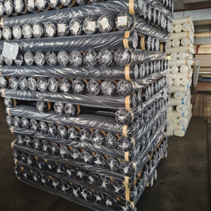 <span class=keywords><strong>Tessuto</strong></span> in Microfibra 100% Poliestere Tinto per Lenzuola, Piegato a Doppia Volta in Rotoli, Vendita all'Ingrosso 2026 - Product Image 3