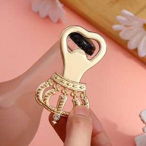 <b>Crown</b> Bottle Opener Zinc Alloy Metal Beer Opener Party Gift Durable Gold <b>Silver</b> Color - Product Image 4