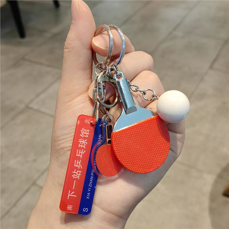 Próxima parada: pista de tenis de mesa, ¡tenis de mesa a gran escala!