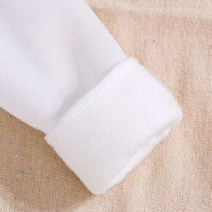 Conjunto Deportivo de Alta Calidad para Niñas y Niños, Diseño 2025, Ropa Infantil Transpirable, Colores y Tallas Personalizadas, Venta al Por Mayor - Product Image 6