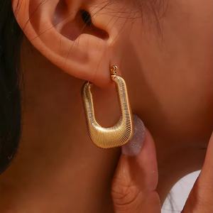 Pendientes de Moda 2024, Geométricos, Rectangulares, Huecos, con Hilo, Chapados en Oro de 18K, Aros de Acero Inoxidable para Mujer - Product Image 3