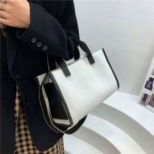Bolso Tote Blanco Resistente para Mujer, Impermeable, Reutilizable, con Asa de Cinta y Bonito Inserto Tejido, Ideal para Compras Diarias y Uso en Barco - Product Image 5