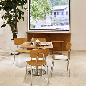 Muebles Comerciales de Estilo Retro para Hostales Juveniles, Mesa y Sillas de Madera con Patas de Acero Inoxidable, Muebles Comerciales para Bares y Restaurantes - Product Image 4