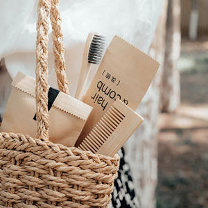 Kit dentaire de <span class=keywords><strong>brosse</strong></span> <span class=keywords><strong>à</strong></span> dents d'hôtel avec le <span class=keywords><strong>dentifrice</strong></span>, ensembles jetables d'agréments d'hôtel de style moderne - Product Image 2