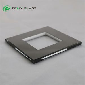 Felix Glass - Panneau en verre personnalisé pour interrupteur mural |   Cadre noir, couleur personnalisable - Product Image 4