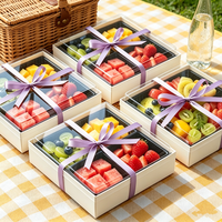 Boîte à compartiments carrés jetables de luxe avec couvercle transparent en papier alimentaire pour la restauration et les collations