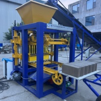 Machine de formage de briques hydraulique QT4-24 avec options de moules personnalisées