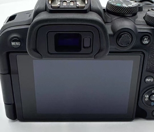 Cámara Digital Canon R10 Usada de Alto Rendimiento, 24MP, Grabación de Video 4K - Product Image 6