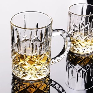 Tasse à <span class=keywords><strong>bière</strong></span> allemande personnalisée Dimple Stein avec poignée Tasse à café en verre Transparent moderne Poignée en verre Verre à café - Product Image 3
