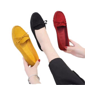 รองเท้าบัลเล่ต์แบบสวมสบายสำหรับผู้หญิง รองเท้าหนังแบบแบนแฟชั่น ลายเรียบ ตกแต่งหัวเข็มขัด เหมาะสำหรับฤดูหนาว ฤดูร้อน ฤดูใบไม้ผลิ - Product Image 4