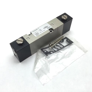 وحدة تحكم منطقية قابلة للبرمجة VZA2441-1 أصلية جديدة ورخيصة لمنتجات الأتمتة - Product Image 1