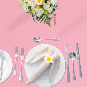 Nappe de table jetable en plastique de couleur unie pour événements, anniversaires, mariages – 32 couleurs – Vente en gros - Product Image 2