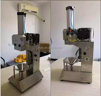 Éplucheur de noix de coco verte de qualité supérieure / Machine à éplucher les noix de coco vertes
