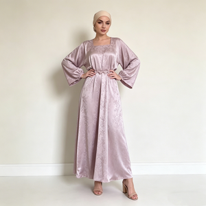Vestidos Maxi Abaya Elegantes y Modestos con Cuello Cuadrado, Manga Larga Abullonada, Cintura Ajustada y Diseño Jacquard de Satén Personalizados - Product Image 3