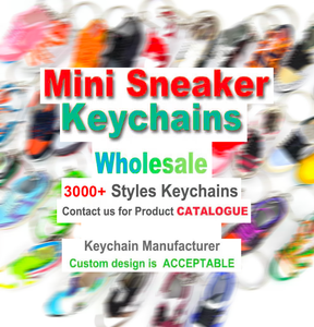 Phụ kiện móc khóa bán sỉ, móc khóa giày <span class=keywords><strong>mini</strong></span> 3D, móc khóa giày thể thao 3D bằng cao su PVC - Product Image 2