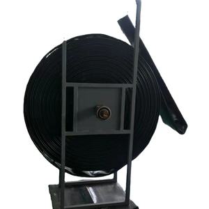 <span class=keywords><strong>Tuyau</strong></span> flexible en TPU <span class=keywords><strong>de</strong></span> grand diamètre aplati et courbé avec raccord VIC utilisé <span class=keywords><strong>pour</strong></span> le transport du pétrole et du <span class=keywords><strong>gaz</strong></span> - Product Image 2