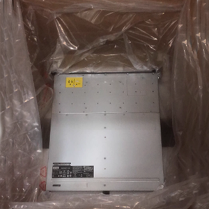 ThinkSystem DE4000H 2U, système de stockage hybride 24 baies, double contrôleur, SAN/NAS unifié, optimisé pour le tierage - Product Image 4