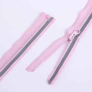 Cremalleras <span class=keywords><strong>de</strong></span> bloqueo automático personalizadas al por mayor 3 # cremalleras <span class=keywords><strong>de</strong></span> nylon <span class=keywords><strong>abiertas</strong></span> reflectantes - Product Image 5