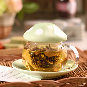 Kreative Umweltfreundliche Borosilikatglas-Milchbecher mit Handgriff, Niedliches Pilzdesign, Transparenter Büro-Wasserbecher, Süßer Kaffeebecher - Product Image 2