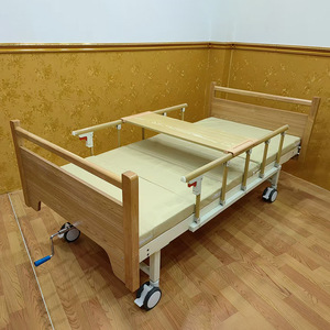 Cama de Hospital de Madera Yizhuokang con Manivela Manual y Respaldo Ajustable con Barandilla para Pacientes Mayores - Product Image 1