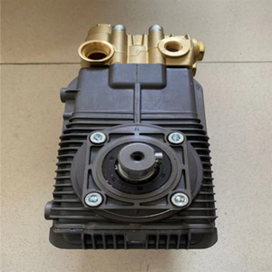 Bomba de Pistón Chipblaster CB.10-9023 de Alta Presión con Cabezal de Latón para Limpieza Industrial con Agua - Product Image 4