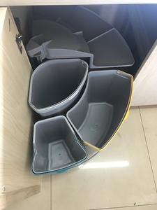 Nouvelle <span class=keywords><strong>poubelle</strong></span> de cuisine en plastique en forme d'éventail avec système de classification multi-seaux rotatif et dissimulé - Product Image 1