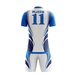 Ensemble d'uniformes de football pour hommes, logo personnalisé, impression numérique, maillot respirant à séchage rapide et short, vente en gros OEM - Product Image 2