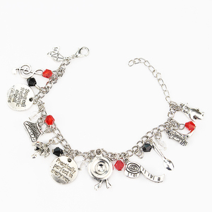 Herald — Bracelet girl pour femmes, bijou de charme, pratique, dans tous les styles, chapeau, parapluie, chaussures, tendance - Product Image 5